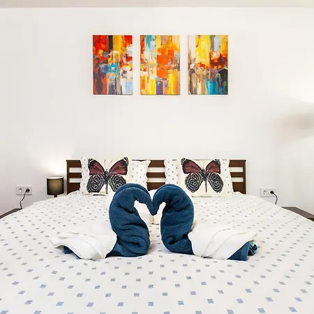 Cozy & 1bd Steps From The Old Town By Flat Manаger Appartement